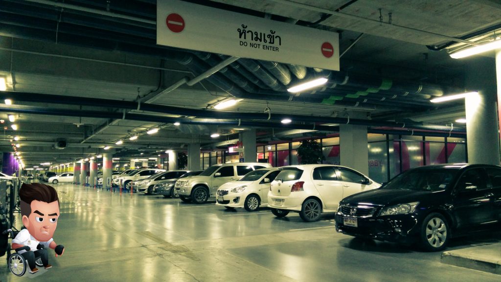 MegaBangna-Parking-Lot1 (1)