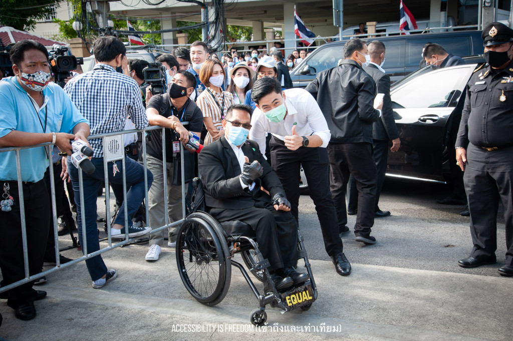 ภาพ พี่ซาบะถ่ายกับท่านโฆษก กทม